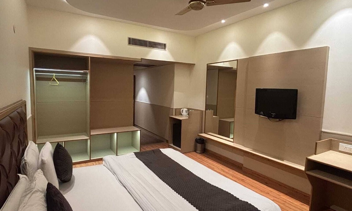 Ambala Hotel | A P Residency