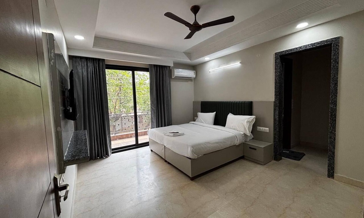 Sector 39 Hotel | Aster Studio Serviced Apartment