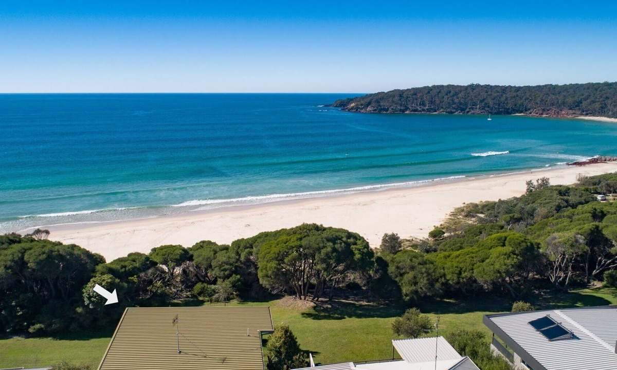 Pambula Beach Apartment | Beachside Units. Unit 1.