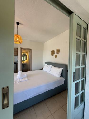 Achillio Apartment | BLOOM Studios