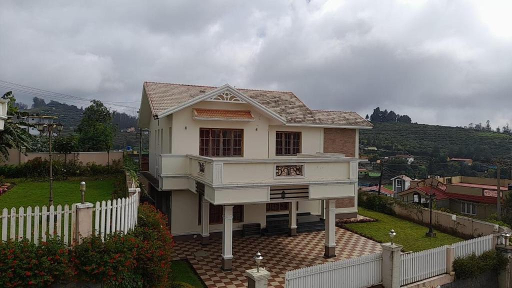 Fern Hill Villa | CLIFF HEAVEN