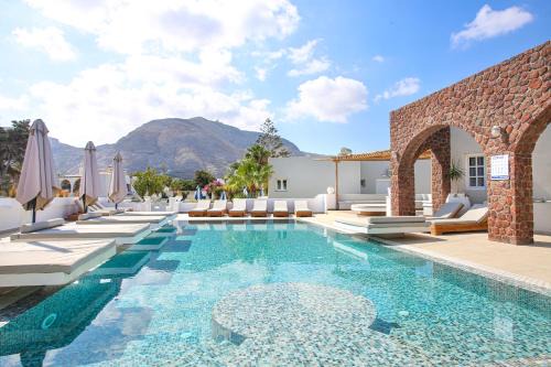 Kamari Bed & Breakfast | Dimitris Villa