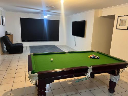 Redbank Plains House | Easy Access accomodation