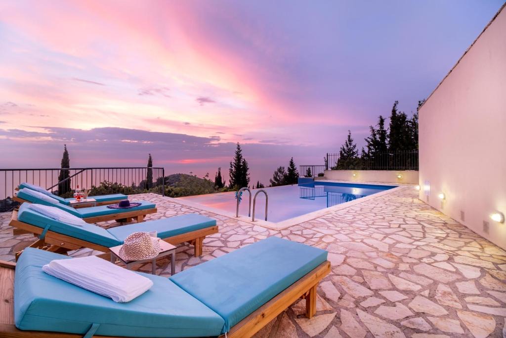 Drimonas House | Endless Blue Villa Lefkada