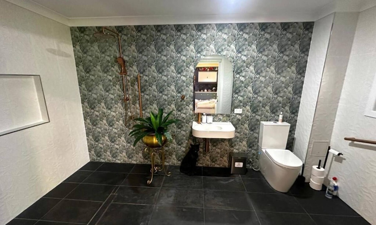 Point Vernon Apartment | Experience first-class service at Bay Bliss Haven, a unique, tranquil setting.