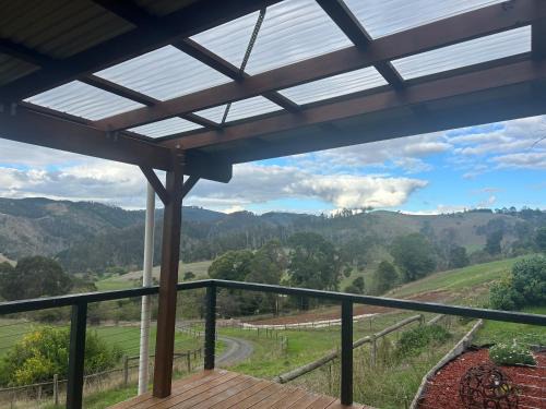 Yinnar South House | Gilbert rise