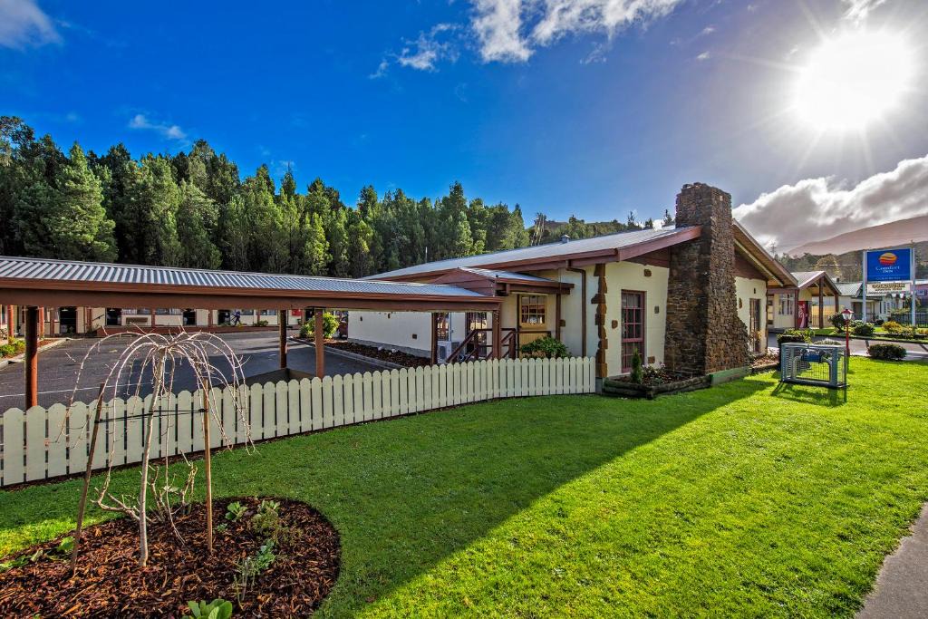 Queenstown Hotel | Gold Rush Inn