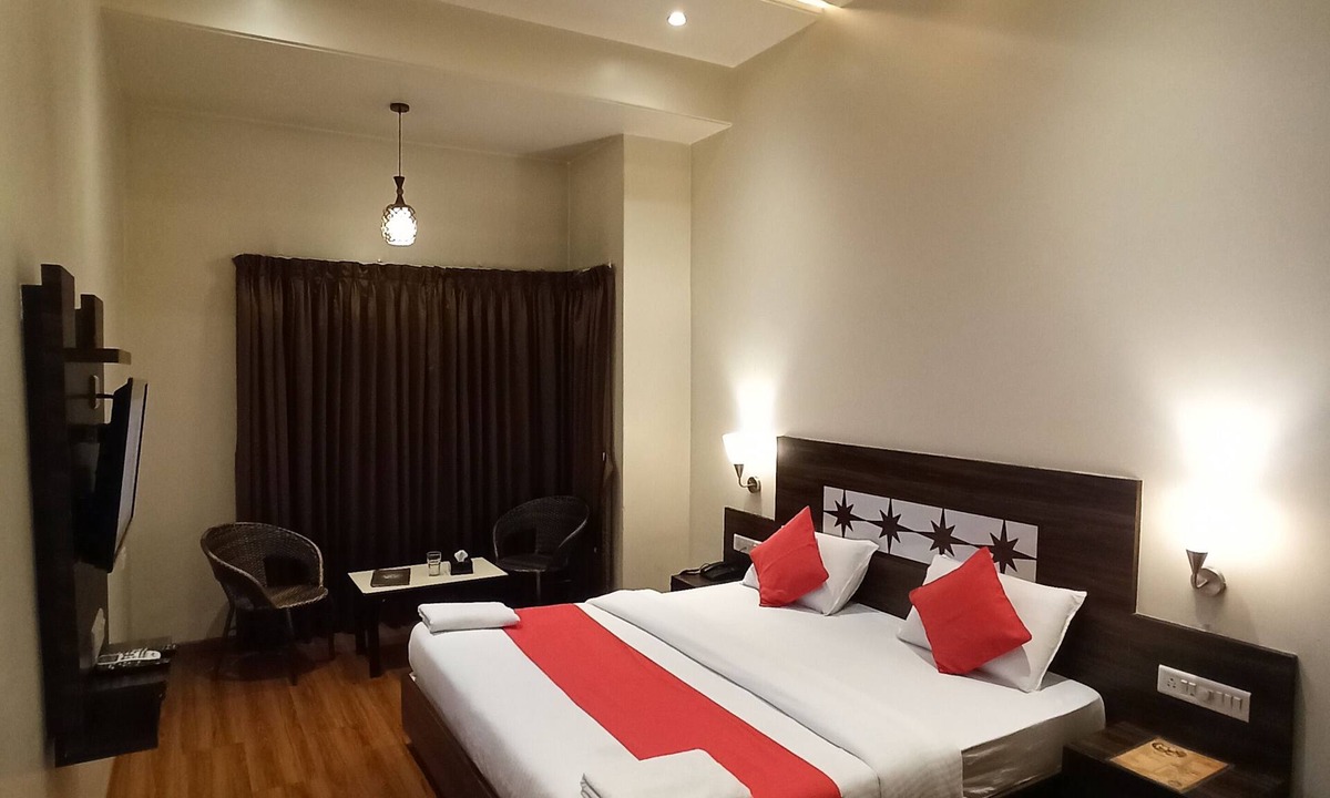 Pune Hotel | Hotel Popular