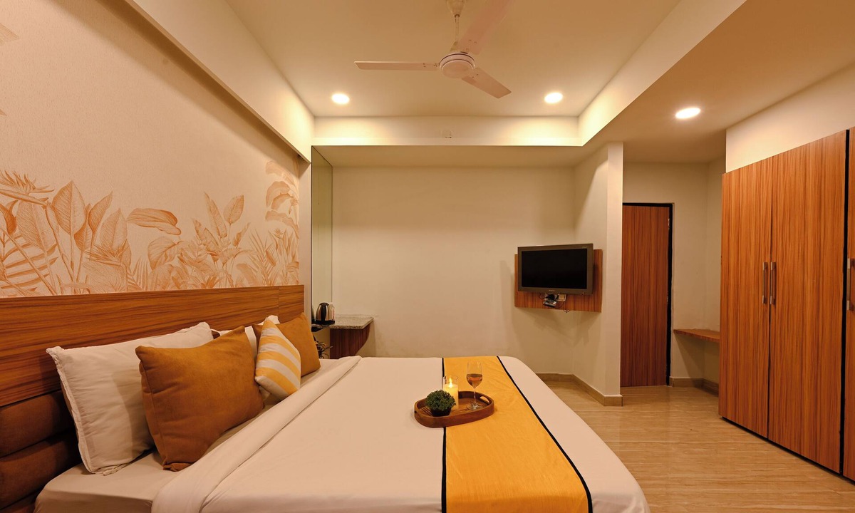 Palasia Hotel | KANCHAN TILAK