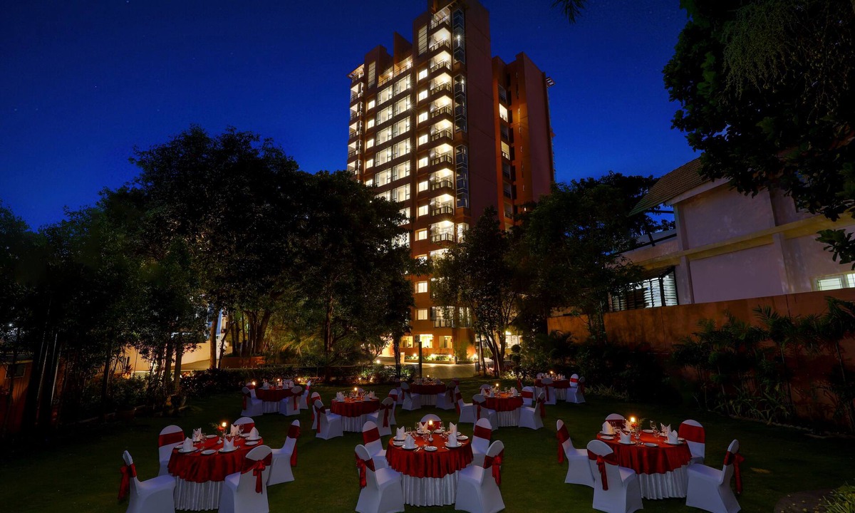 Narayanappa Garden Hotel | Lemon Tree Suites, Whitefield, Bengaluru