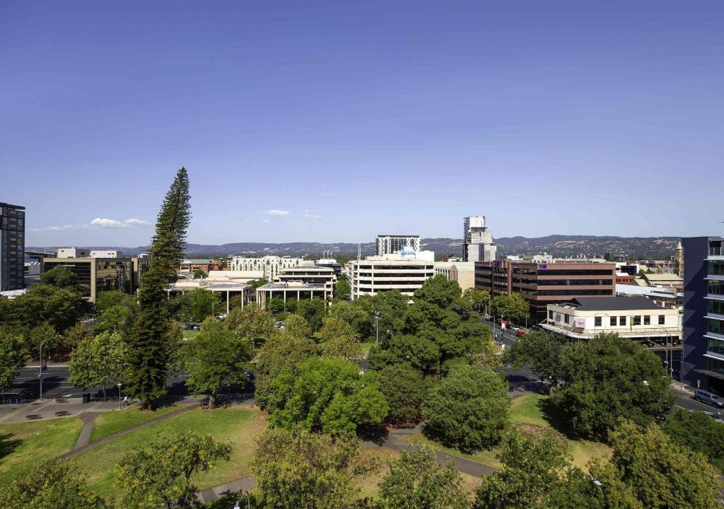 Adelaide Central Business District Hotel | Mantra Hindmarsh Square