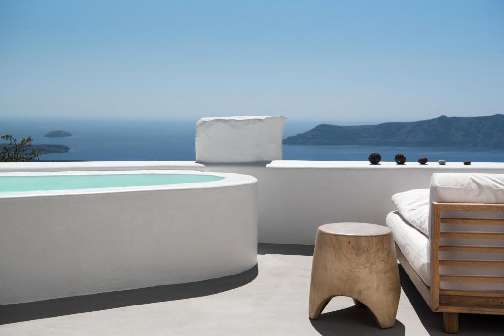 Imerovigli Villa | Native Eco Villas