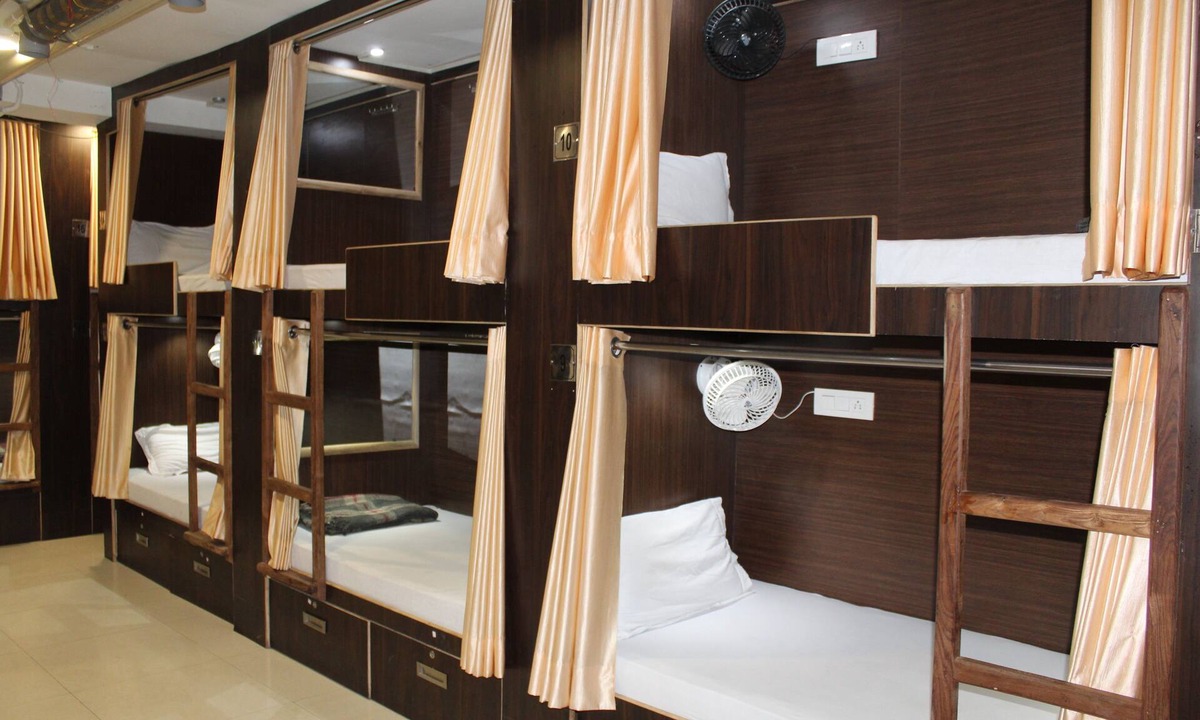 Bareilly Hostel | Paradise AC Dormitory