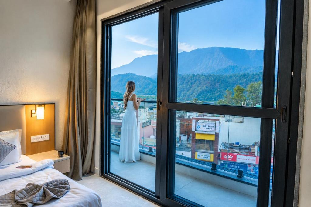 Rishikesh Hotel | RS GALAXY Ganga View