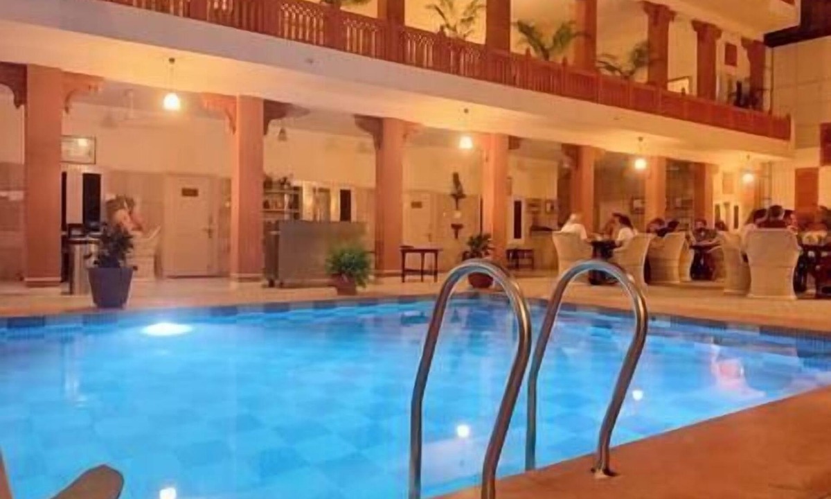 Adarsh Nagar Hotel | Spacious boutique hotel-suites in jaipur city centre with a lovely pool
