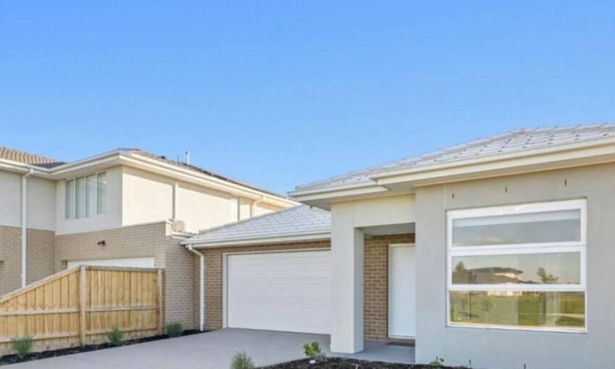 Officer House | Spacious Modern Retreat in Officer | Perfect for Families