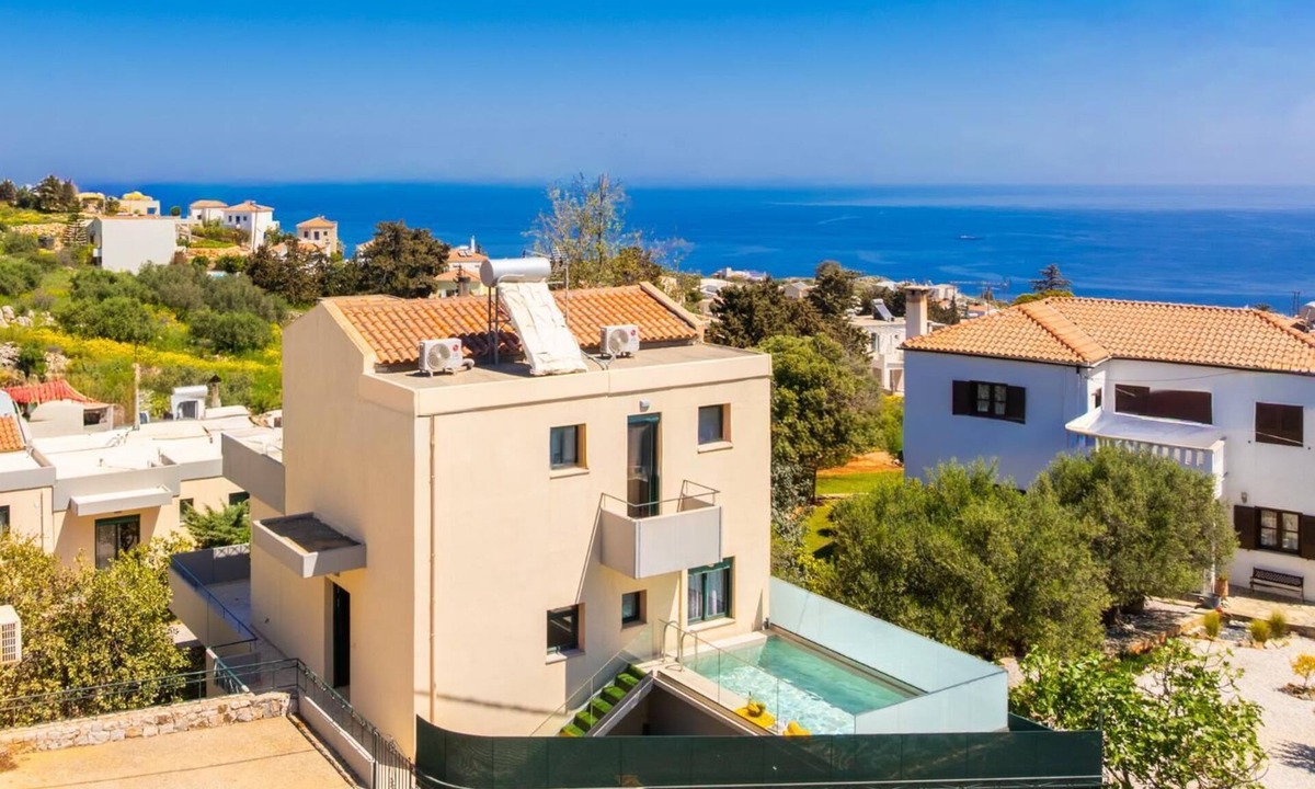 Kefalas Villa | Villa Phedra - Three Bedroom Villa, Sleeps 6