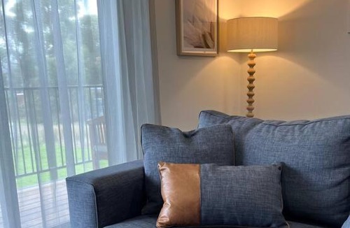 Surveyors Bay House | 44onRoaring - in the Huon Valley