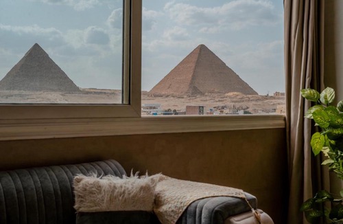 Kafrat al Jabal Apartment | 9 Pyramids & Sphinx View Apartment