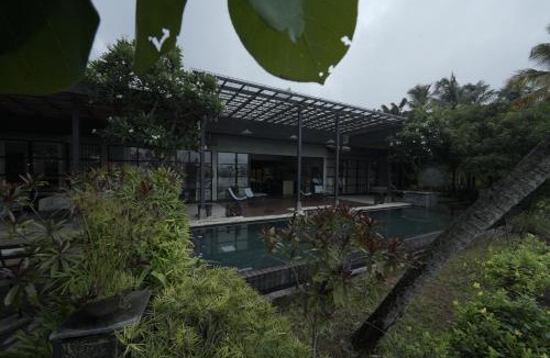 Kumbalam Bed & Breakfast | 976 Panangad