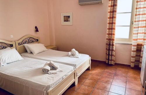 Spetses Hotel | A Hotel Faros