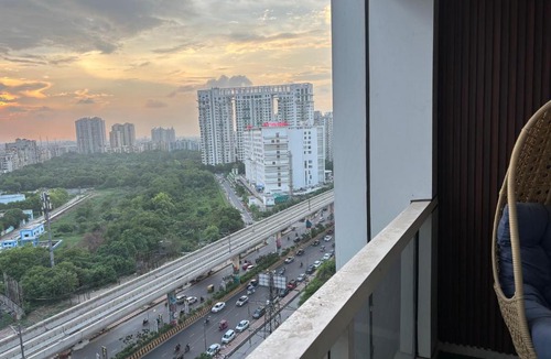 Noida Apartment | Aashiyana D1011