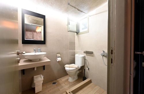 Koukounaries Apartment | Aggelos Grand