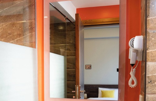 Dahar House | Aldora Residence suites