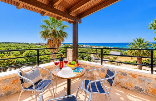 Fragkokastello Villa | Andreas Beach Villa