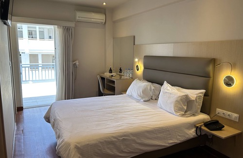Piraeus Hotel | Anemoni