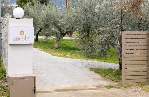 Melissopetra Villa | Aricobé