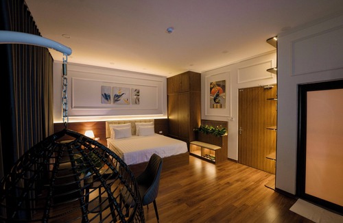 Ha Dong Hotel | Azoma Hotel