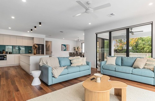 Dromana House | Azure Waters Dromana