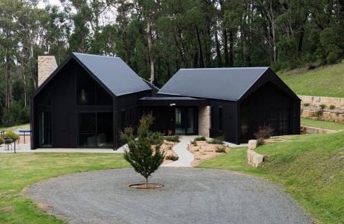 Exeter House | Balangara, Exeter