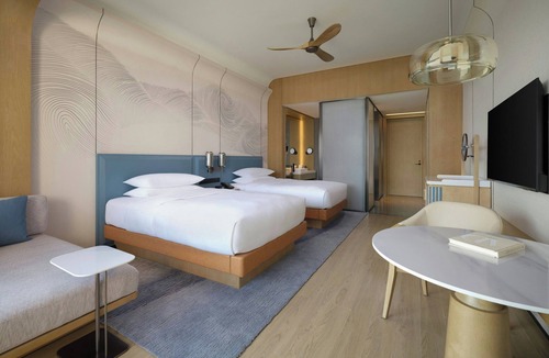 Yinhai Hotel | Beihai Marriott Resort