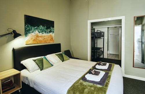 Collie Hotel | Black Diamond Lodge