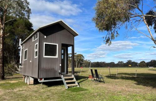 Dadswells Bridge House | Briggs Bluff View by Tiny Away
