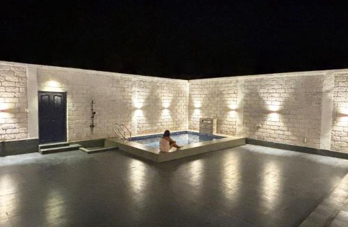 Ratnagiri House | Casa Oceanus - Sea Facing Forest View Room - Ganpatipule