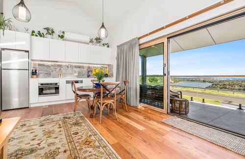 Koroit Apartment | Crater View Boutique Eco Apartment