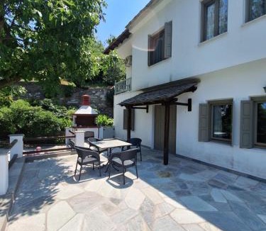 Tsagarada Villa | Deluxe house in Tsangarada