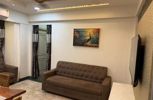 Thane West House | Divine Abode