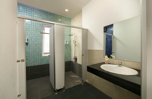 Hang Trong Hostel | Drift Backpackers Hostel
