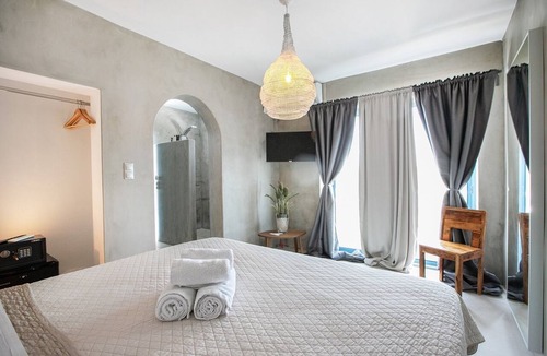 Elafonisos House | Eight Dimensions Capari Suites Elafonisos