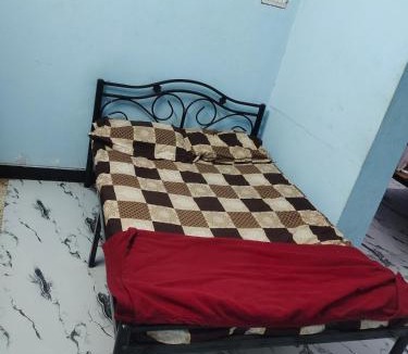 Kolhapur House | Elderly Friendly 3B Homestay at Shastri Nagar, near cricket stadium