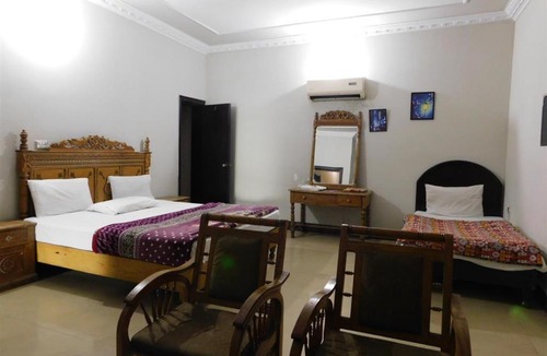 Multan Hotel | Executive House