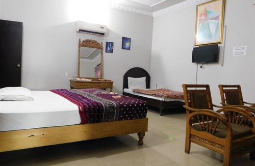 Multan Hotel | Executive House