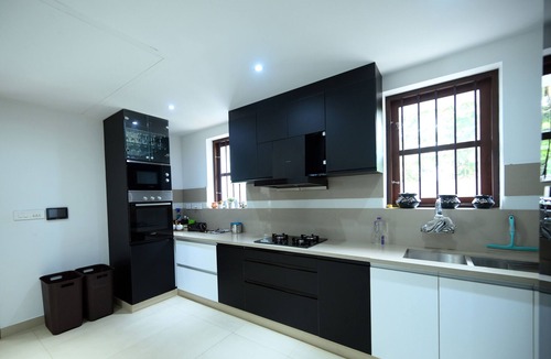 Chirayinkil Villa | Executive Villa Room at Meadows