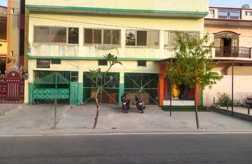 Lucknow House | Friends pg
