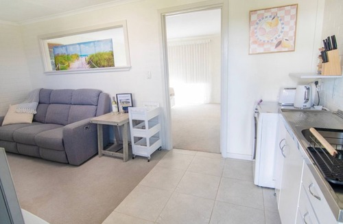 Mount Melville Apartment | Functional comfort awaits at your private space to explore Albany