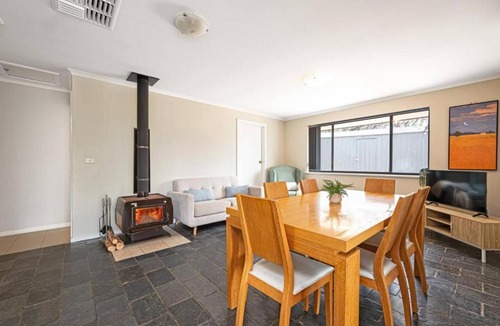 Lyndoch Bed & Breakfast | God's Hill